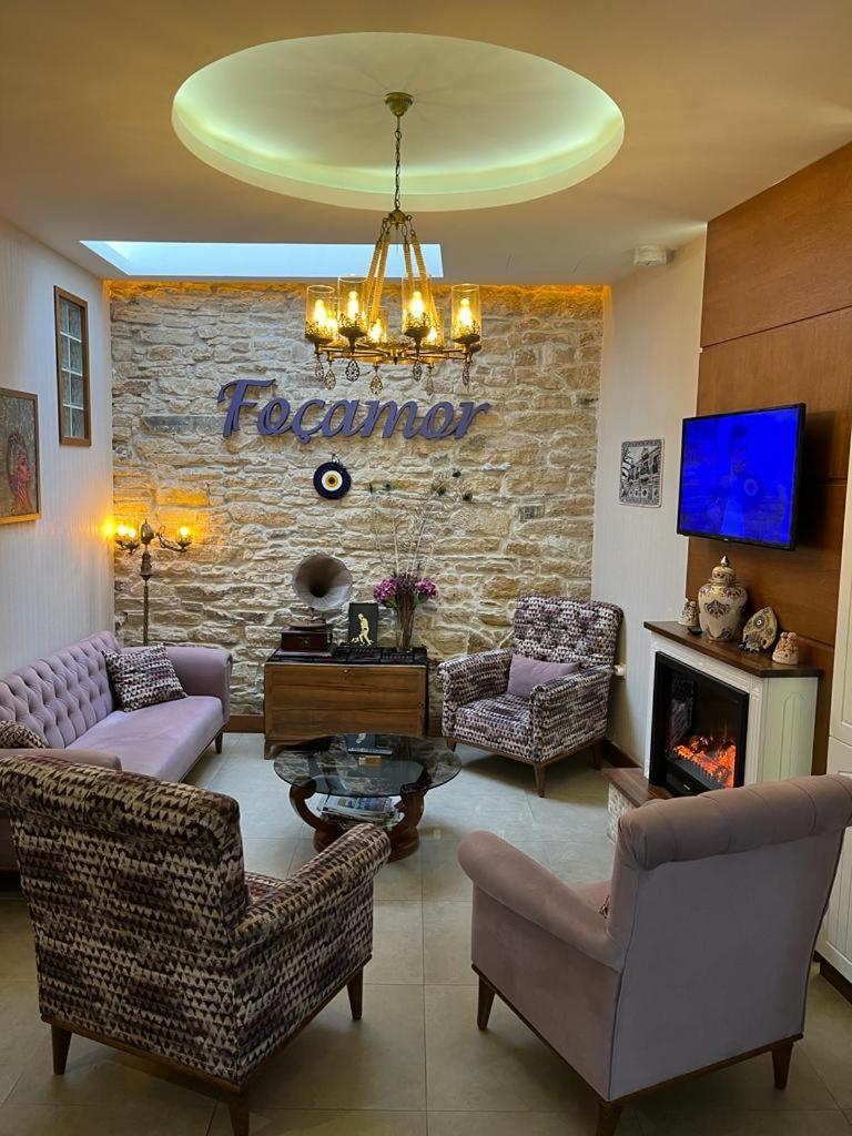 ينيفوتشا Focamor Otel المظهر الخارجي الصورة