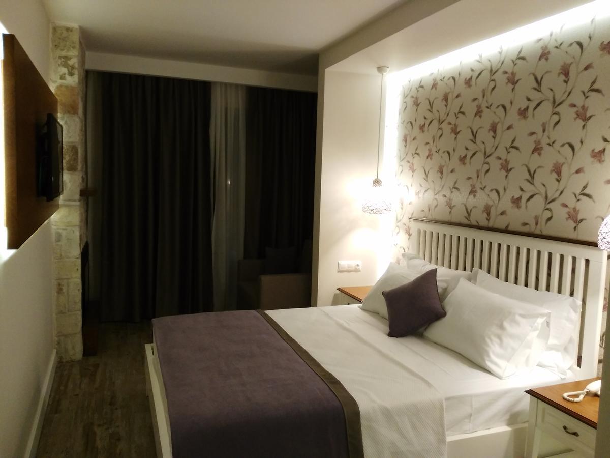 ينيفوتشا Focamor Otel المظهر الخارجي الصورة